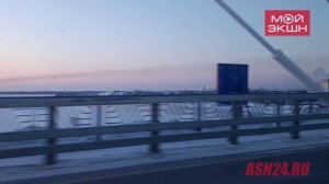 Жителя Благовещенска удивили большие парящие полыньи на реке Зее