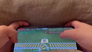 качусь на тележке в minecraft