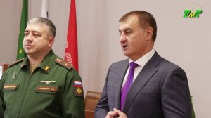 Глава Тахтамукайского района вручил госнаграды  участникам СВО