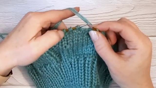 женская шапка спицами. смотреть онлайн