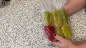 Перец фаршированный замороженный. Летом заморозила, зимой приготовила!