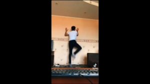 ВСЁ СБОРНИКИ ПРИКОЛОВ ОТ АРУТЮНА ГЕВОРКЯНА!!!!!!