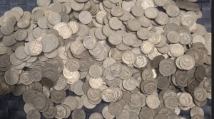 Нумизматика: просмотр кучи советских 10 копеек, купленных не глядя на вес. Что там же я там нашёл!