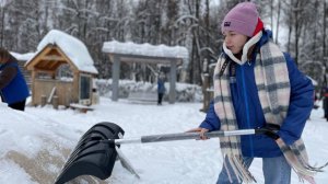 Всем миром: мытищинцы ликвидируют последствия снегопада