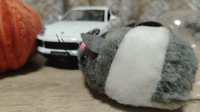 Мышка круто ездиет 3. Лаборатория машин смотреть онлайн