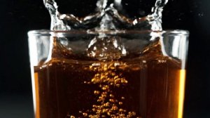 "Буря в стакане 🌊"