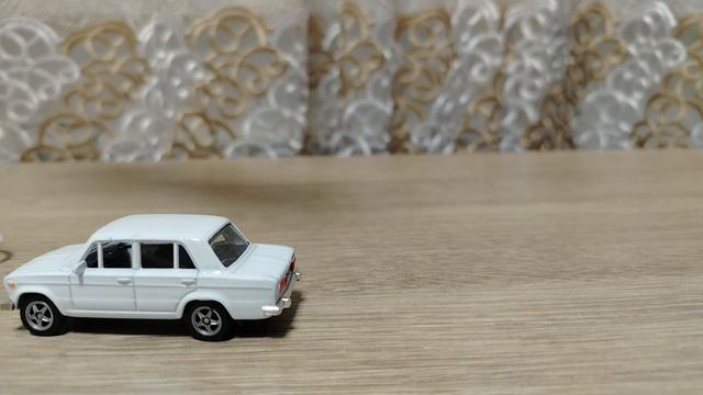 Мышка круто ездиет 2. Сломанная машина смотреть онлайн