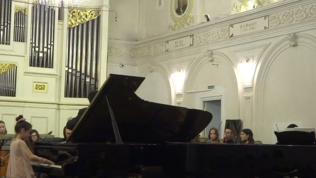 В.Моцарт Фортепианный концерт для 2 роялей № 10 ми-бемоль-мажор. У. Степанова и А. Богданович смотреть онлайн