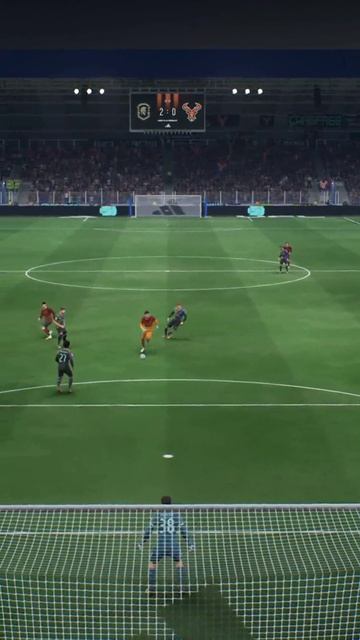 Гол Тибо Куртуа в UFL #shorts #тибокуртуа #голкипер #футбол #ufl смотреть онлайн