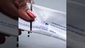 Лайфхак с невидимкой для волос!  ЛайфхакеRU #лайфхак #длядома #полезно #быт #домашниесоветы #какcд