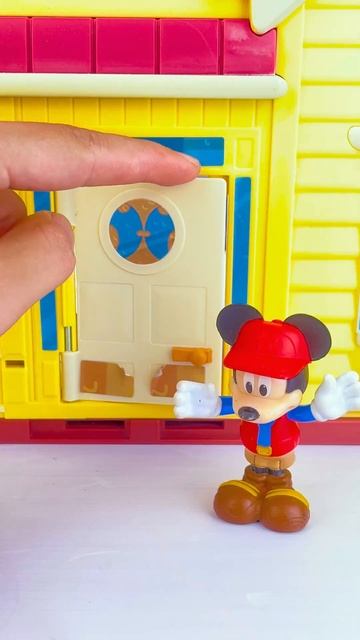 Satisfying Miniature Mickey Mouse go to your friend house ASMR #asmr #shortvideo #asmr #friends смотреть онлайн