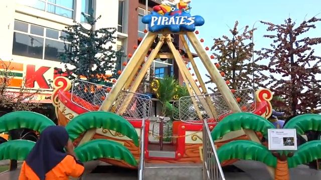 Самый лучший Детскии парк ВЛОГ в СУПЕР парке для детей [get.gt] смотреть онлайн