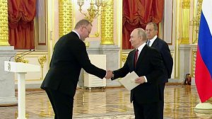 Владимир Путин принял верительные грамоты у новых глав зарубежных дипмиссий.