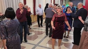 Вишня алая... 03.01.26...