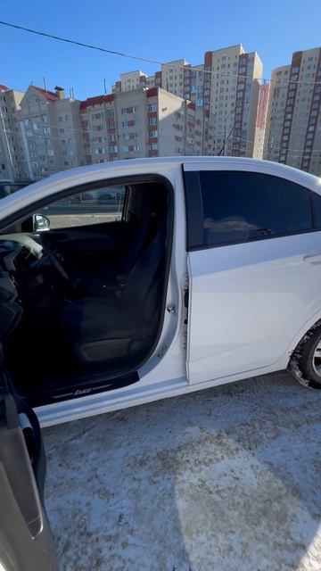 Chevrolet Aveo t300 2013 года