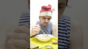 Обжор мукбанг / салат оливье классический по советскому рецепту / поздравляю со старым новым годом