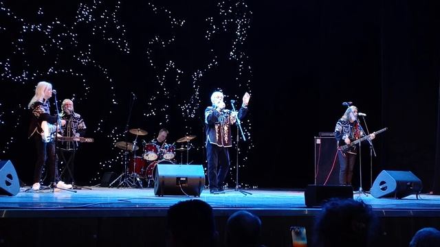 6-01-2026   ВИА  ДОБРЫ  МОЛОДЦЫ   МОСКВА  ДК  САЛЮТ  КОНЦЕРТ  ПАРАД  ВИА  70-80 ЧАСТЬ-1 смотреть онлайн