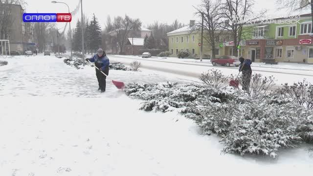 Снегоборьба в Харцызске смотреть онлайн