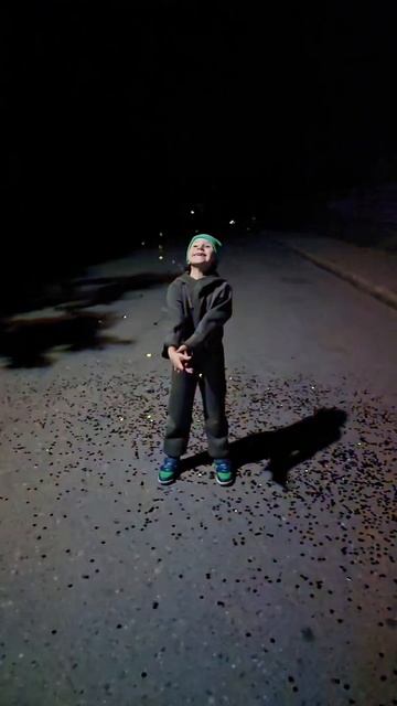 Хлопушки всегда нужны