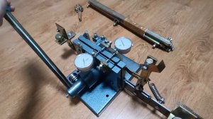 Разводной станок для ленточных пил на 2 зуба двухсторонний