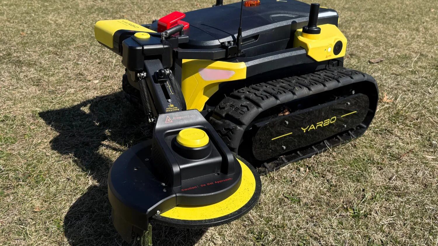 Триммер Yarbo смотреть онлайн