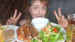 Мукбанг Салатик Рыбка и ЧАЁК Сейчас поем и на Бочок.Ради ЖИВОТНЫХ в Первую Очередь!!