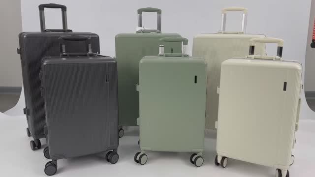 322-104_наборы чемоданов из поликарбоната смотреть онлайн