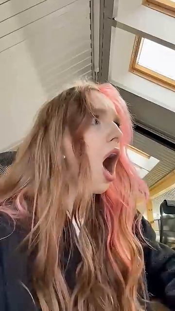 Влад Бумага вернул старую каманду смотреть онлайн