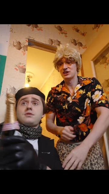 НОВЫЙ ИНОСТРАННЫЙ УХАЖЁР ПОДРУГИ смотреть онлайн