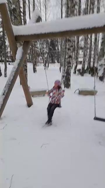 мы с Полей гуляем смотреть онлайн