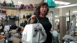 Оттенки серого. Ваша любимая сумка ждёт вас. И КОМПЛИМЕНТ ПЛЮС.