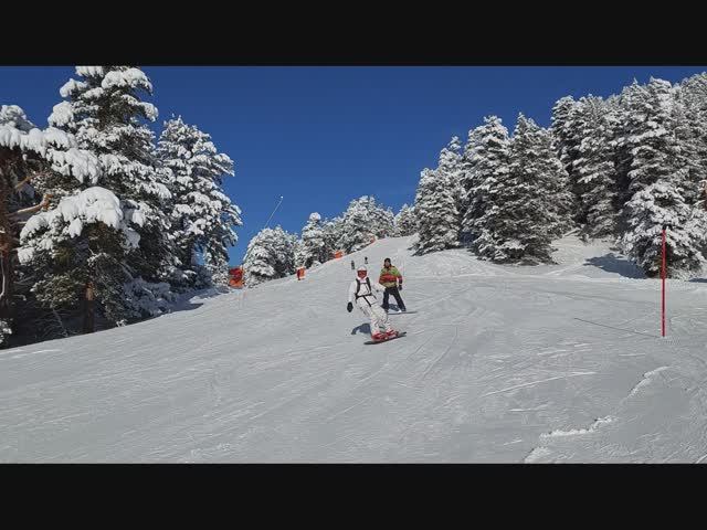 Катание на горных лыжах по склонам Архыза