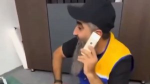 В Ливии бизнесмен получил партию телефонов Nokia, заказанную 16 лет назад