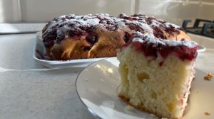 Пирог со сметаной и вишней// на ужин зразы//😋💁🌺