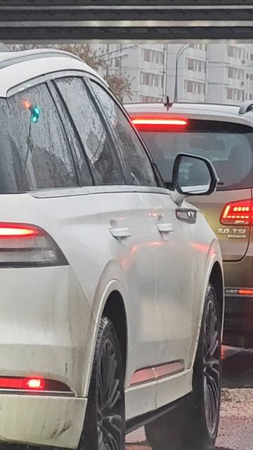 LINCOLN AVIATOR смотреть онлайн