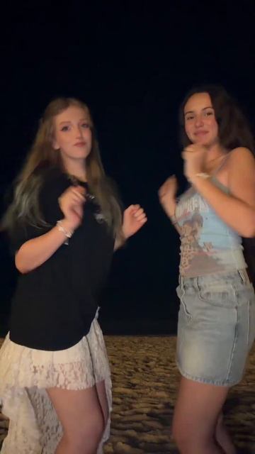 Угадайте где я?  #миланатут #миланафилимонова смотреть онлайн