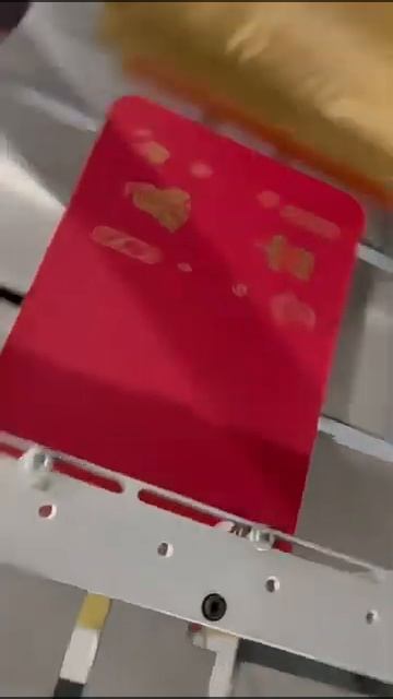 Пример работы автоматического пресс для горячего тиснения JXC-58 (сервопривод) смотреть онлайн