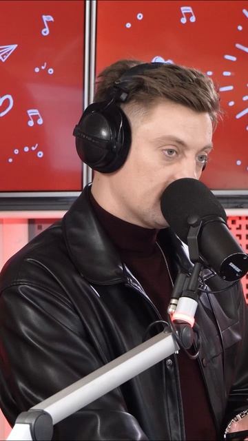 Блиц с Ёлкой! Узнаём её ассоциации с другими участниками BIG LOVE SHOW 2026 😍❤️ смотреть онлайн