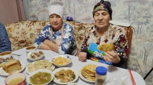 Лепим манты // вот это огурчики // жарим лепёшки //