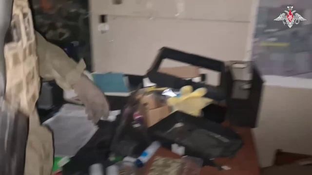 Бойцы показали захваченный КП ВСУ смотреть онлайн