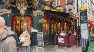 Пешеходная экскурсия по центральным улицам Лондона в дождливом Вест-Энде ⛈️🌦️☔