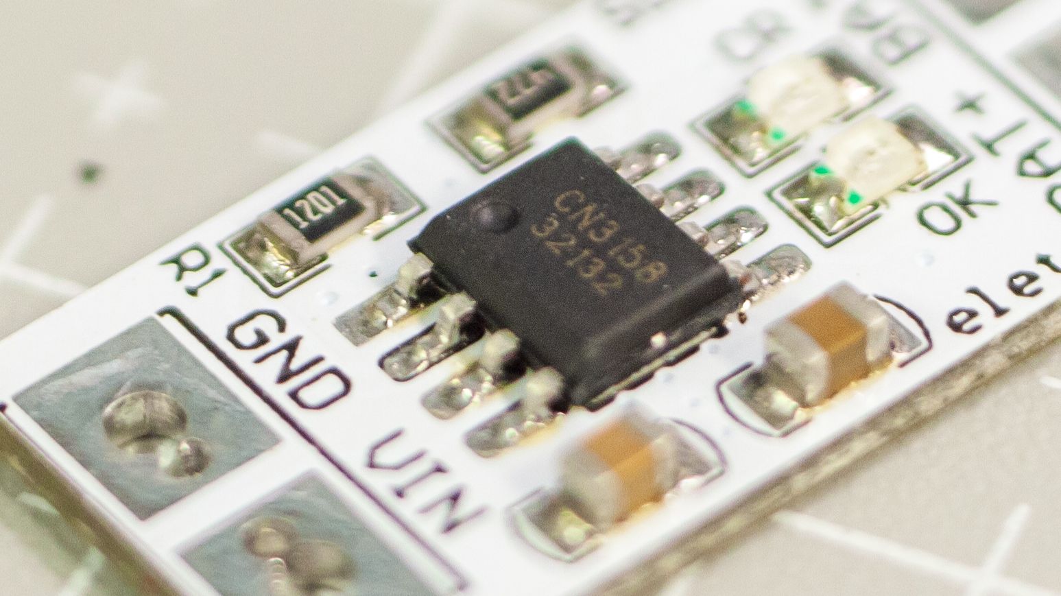 Солнечная MPPT зарядка 1S LiFePO4 на CN3158. SDBK03TA смотреть онлайн