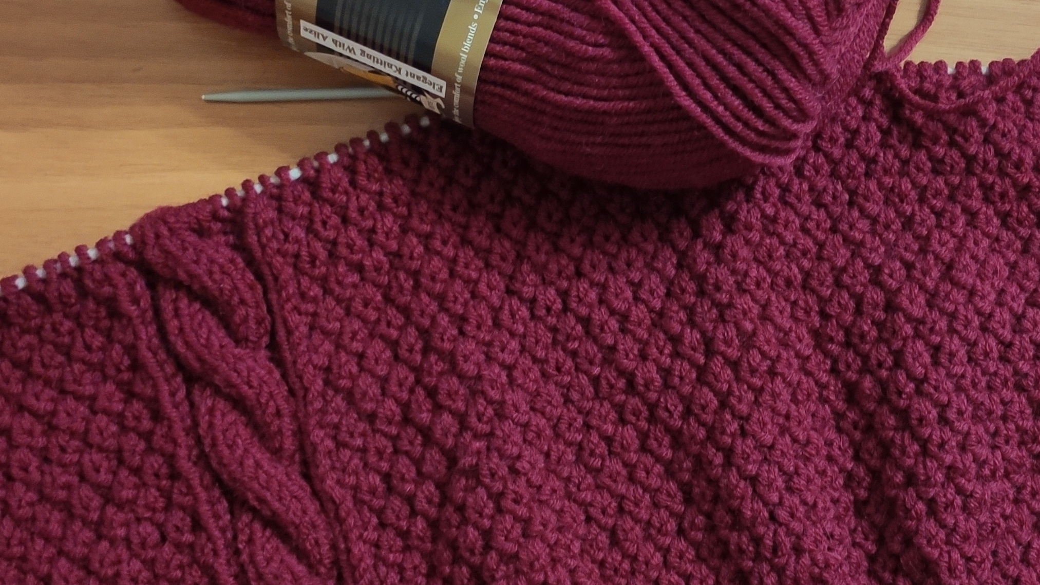 Вязала сегодня ещё и наволочку для подушки! Три процесса продвигала. смотреть онлайн