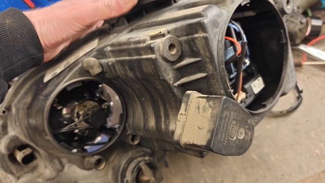 Mercedes Benz ML 164 2010 AFS.
Установка светодиодных модулей.
Замеры освещения до и после установки смотреть онлайн