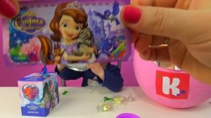 Огромное яйцо с сюрпризам