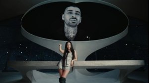 JISOO — "EYES CLOSED" (Feat ZAYN) Oficcial M/V