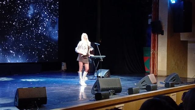 06-01-2026  ГР  ВОСТОК     МОСКВА  ФЦ  РЮМИНОЙ  КОНЦЕРТ  ЗВЁЗДЫ  8090 ЧАСТЬ-6 смотреть онлайн