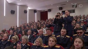 Владимир Путин поздравил сотрудников СК РФ с 15-летием со дня образования ведомства.