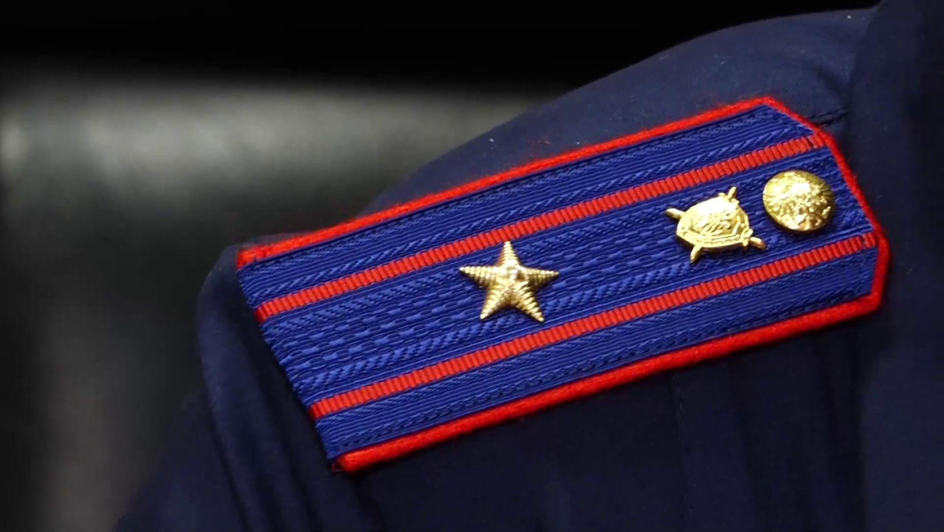 15 ЛЕТ НА СТРАЖЕ ПОРЯДКА смотреть онлайн