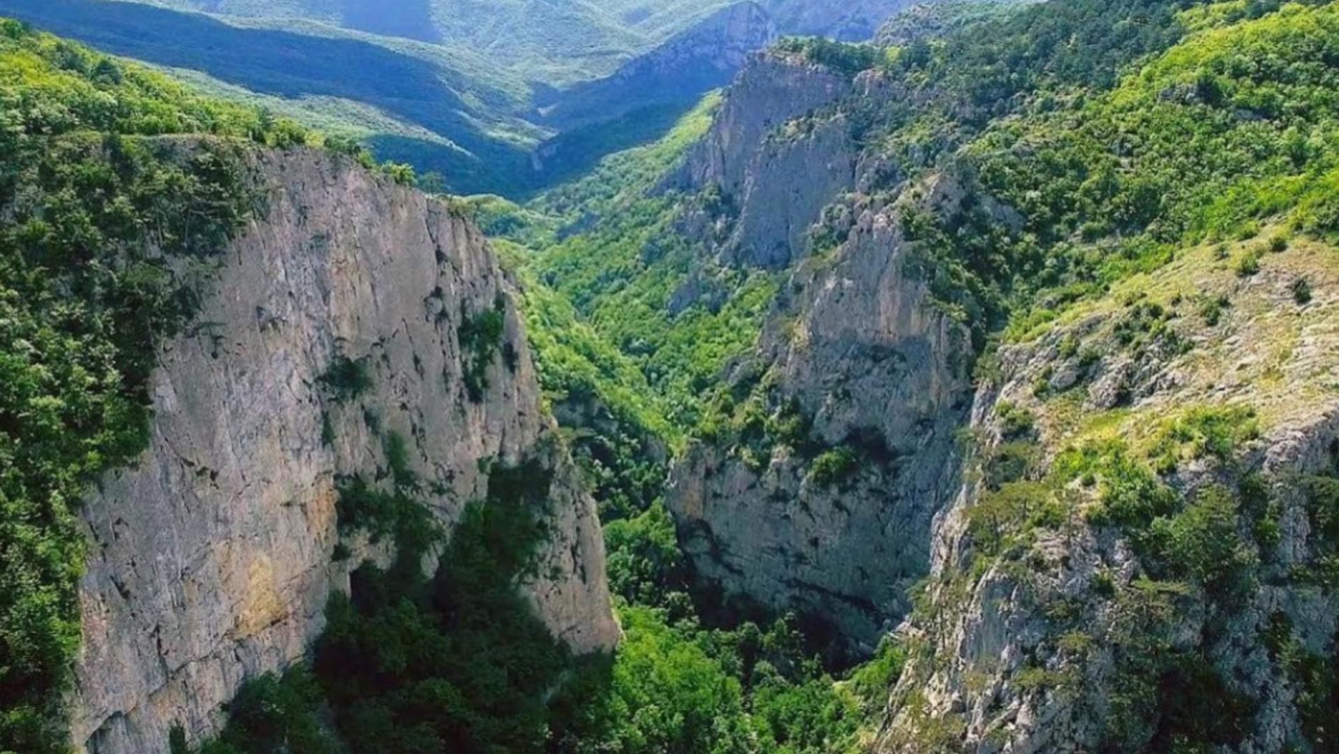 Интересные локации Крыма. Большой каньон.